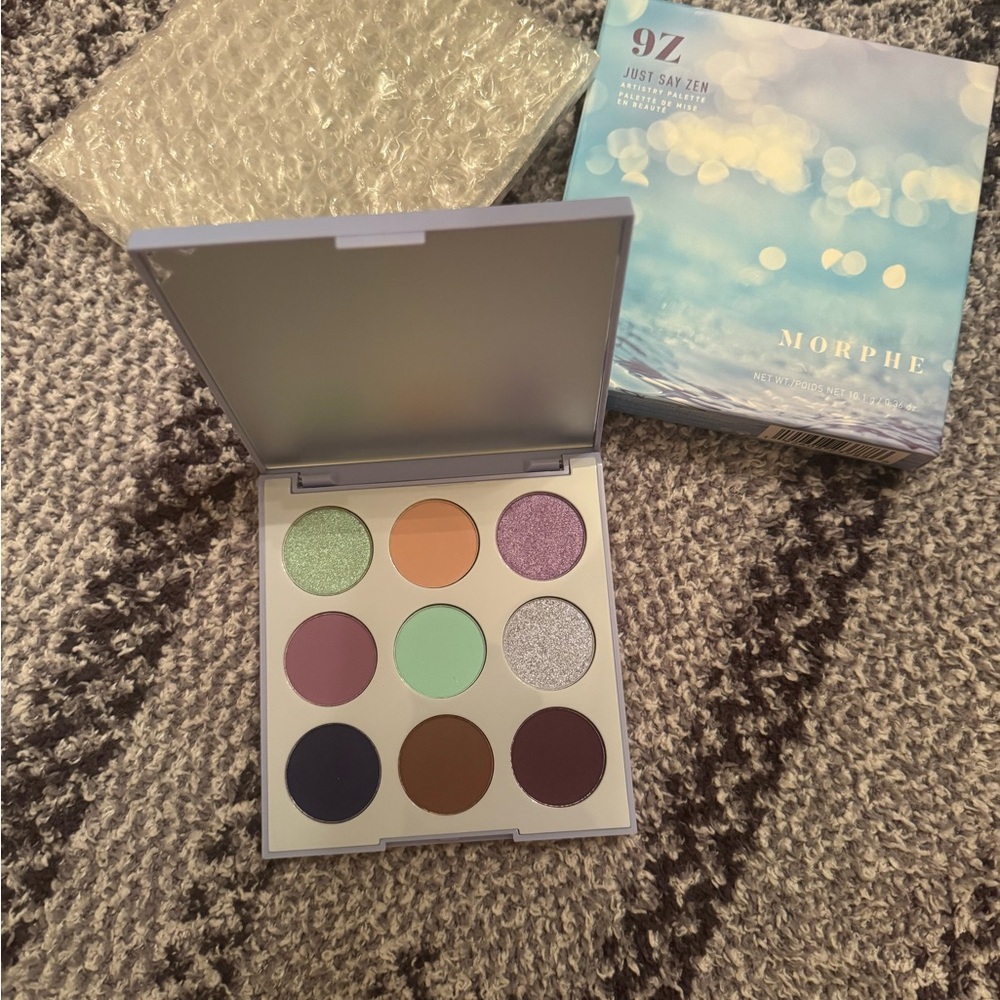 Morphe 18H Sweet on Hue Palette